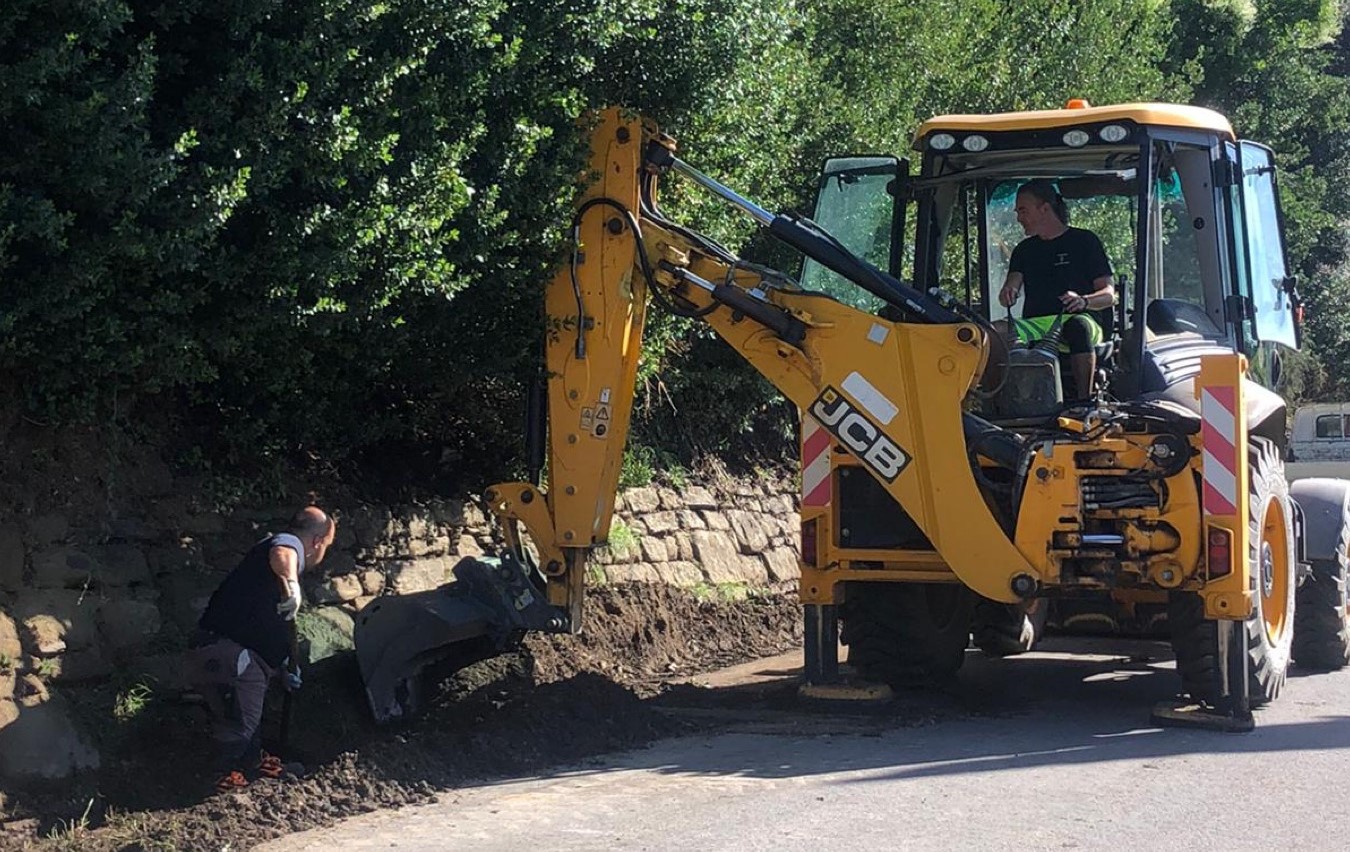 Cortona, operai al lavoro per il ripristino dei danni provocati dal maltempo