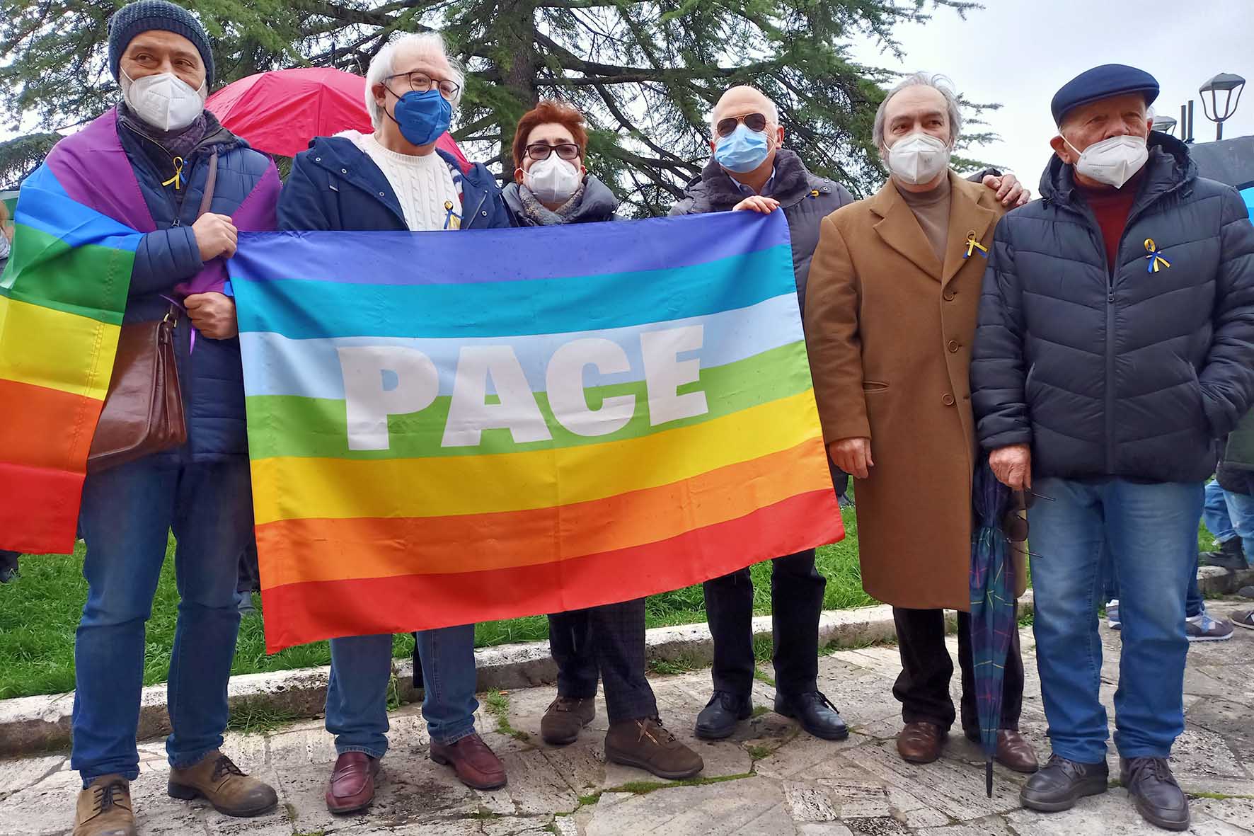 Le Acli di Arezzo in piazza per la pace, Scatizzi: «“Tacciano le armi” è l’appello del Papa»