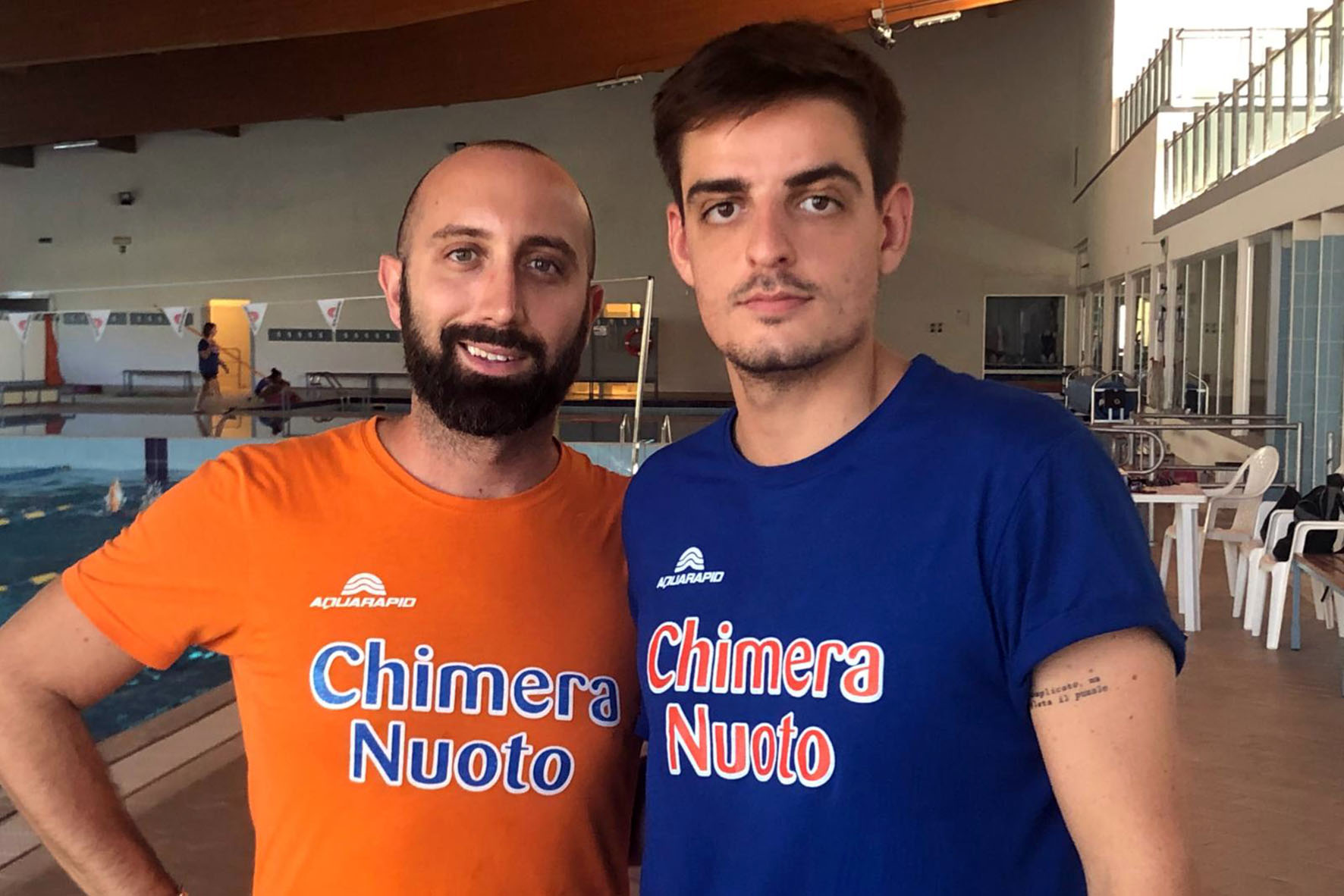 Novanta giovani nuotatori nel settore Propaganda della Chimera Nuoto