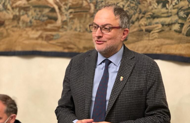 Trasporti Fratelli d’Italia: “il gestore unico voluto dalla sinistra cerca autisti alla Caritas da cittadini toscani ci vergogniamo”