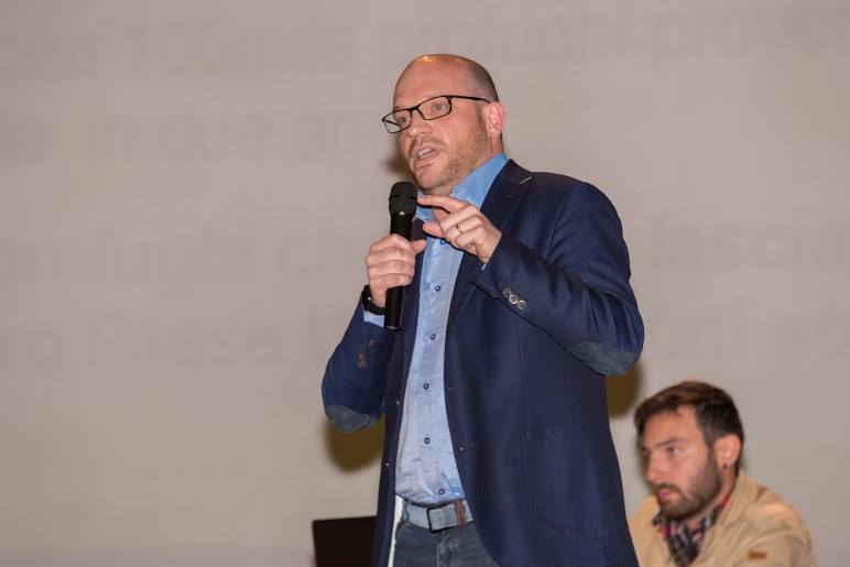 Giorgi critica l’elezione di Fontana alla Camera: “Mi sentii offeso dai feti esibiti a Verona”