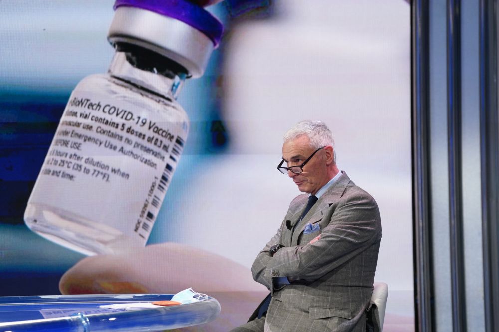 Quando Giorgio Palu’ (AIFA) dichiarava: “il vaccino Covid-19 previene dall’infezione con una immunità sterilizzante”