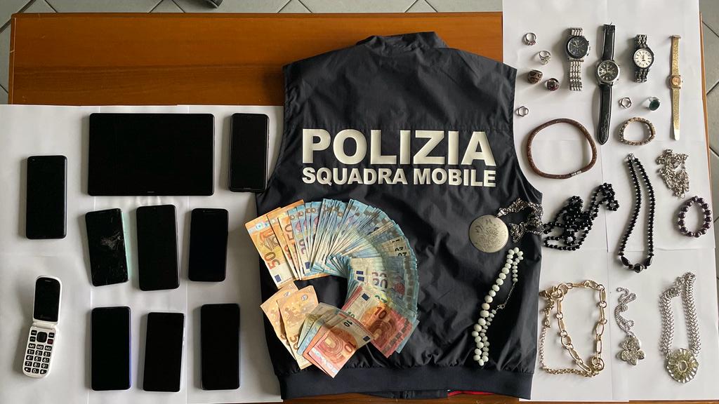 La squadra mobile di Arezzo arresta un cittadino tunisino per spaccio di sostanze stupefacenti