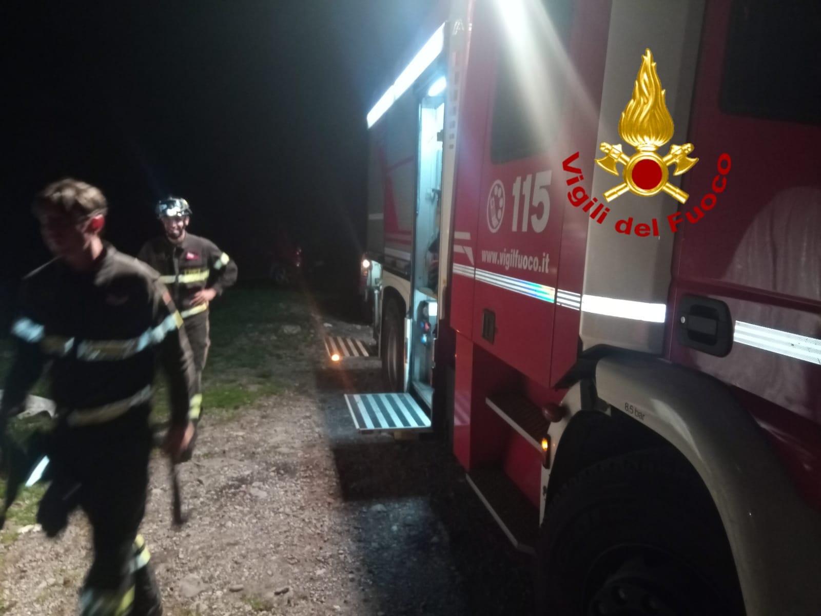 Quattro persone si pendono nei boschi alla ricerca di funghi recuperati dai vigili del fuoco