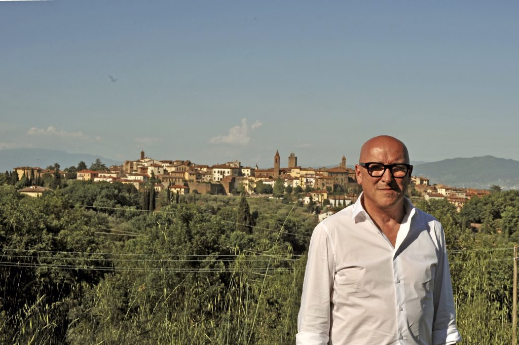 Alberoro, scuola elementare senza riscaldamento: Liberatori risponde alle polemiche Alberoro, scuola elementare senza riscaldamento: Liberatori risponde alle polemiche