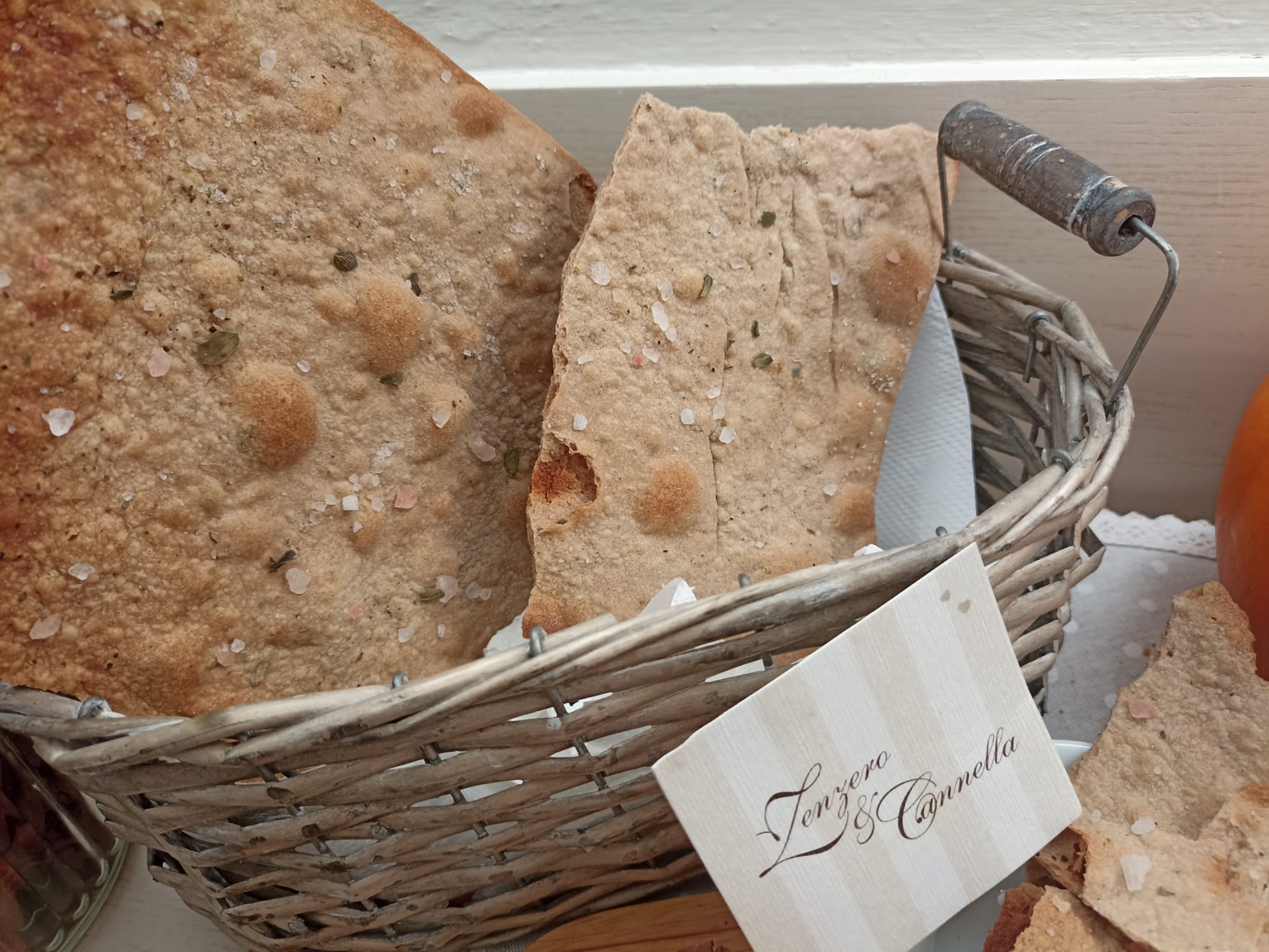 Croccantella salata all’olio E.V.O. e castagne
