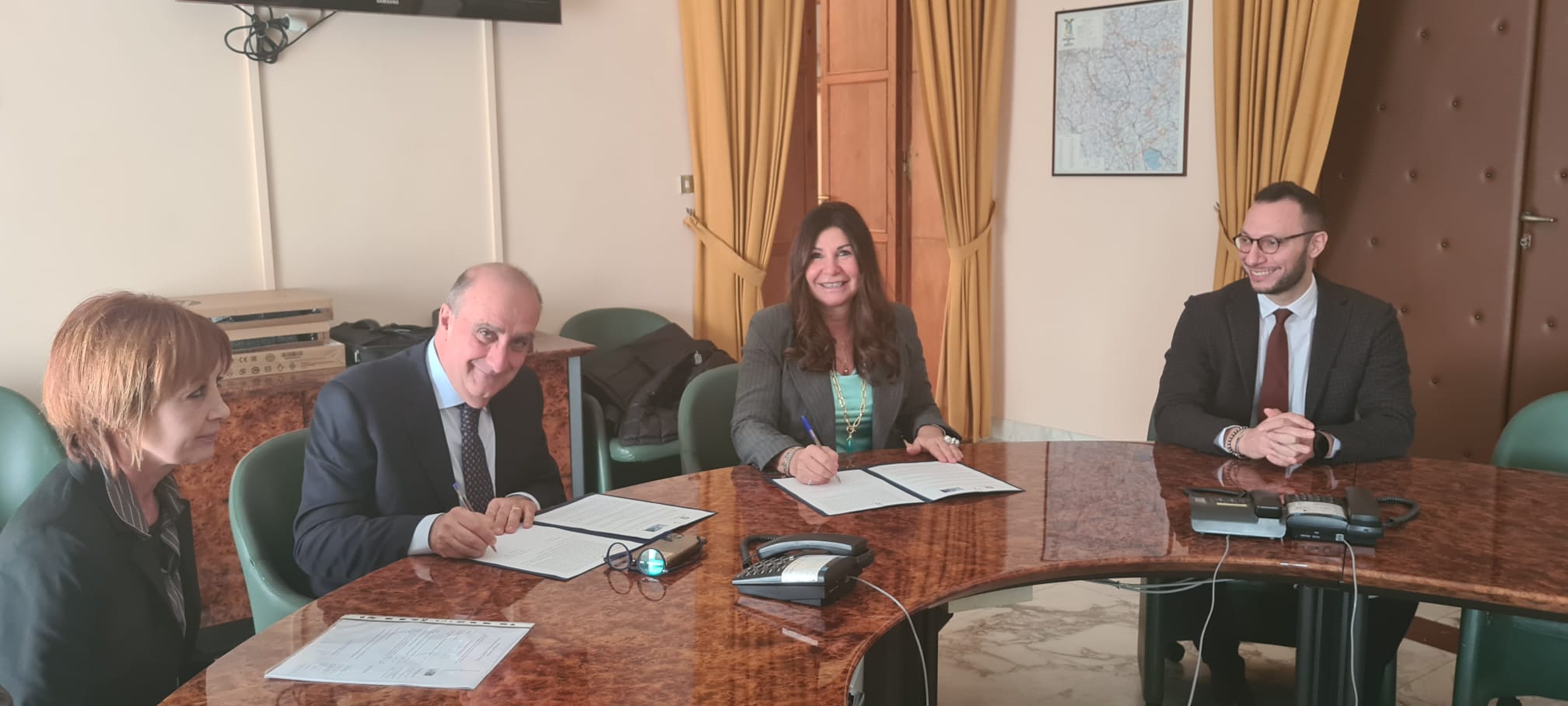 Sottoscritto in Prefettura il protocollo d’intesa con l’azienda Usl Toscana Sud Est su viste mediche ai cittadini stranieri da collocare nei centri di permanenza per i rimpatri