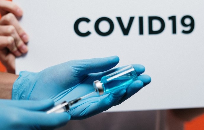 Io medico non vaccinato sostituirò una collega vaccinata positiva alla Covid-19