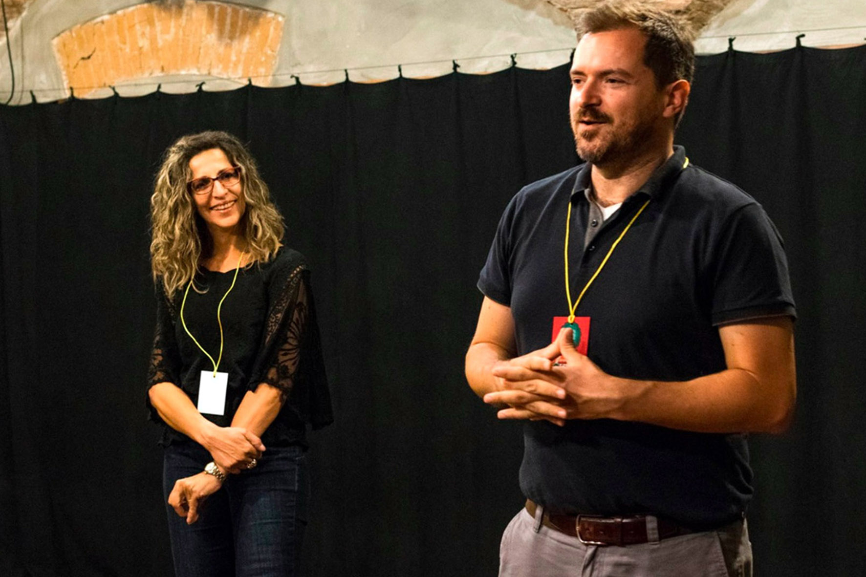 Il teatro tra i banchi di scuola per diffondere la cultura di genere