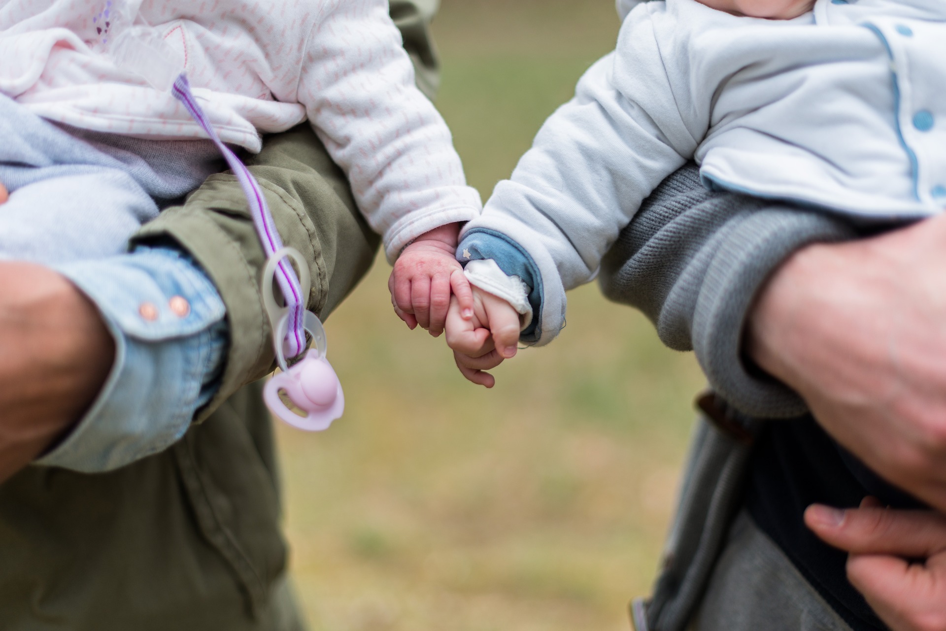 Nella Manovra più soldi per i figli. Ecco come cambia l’assegno unico