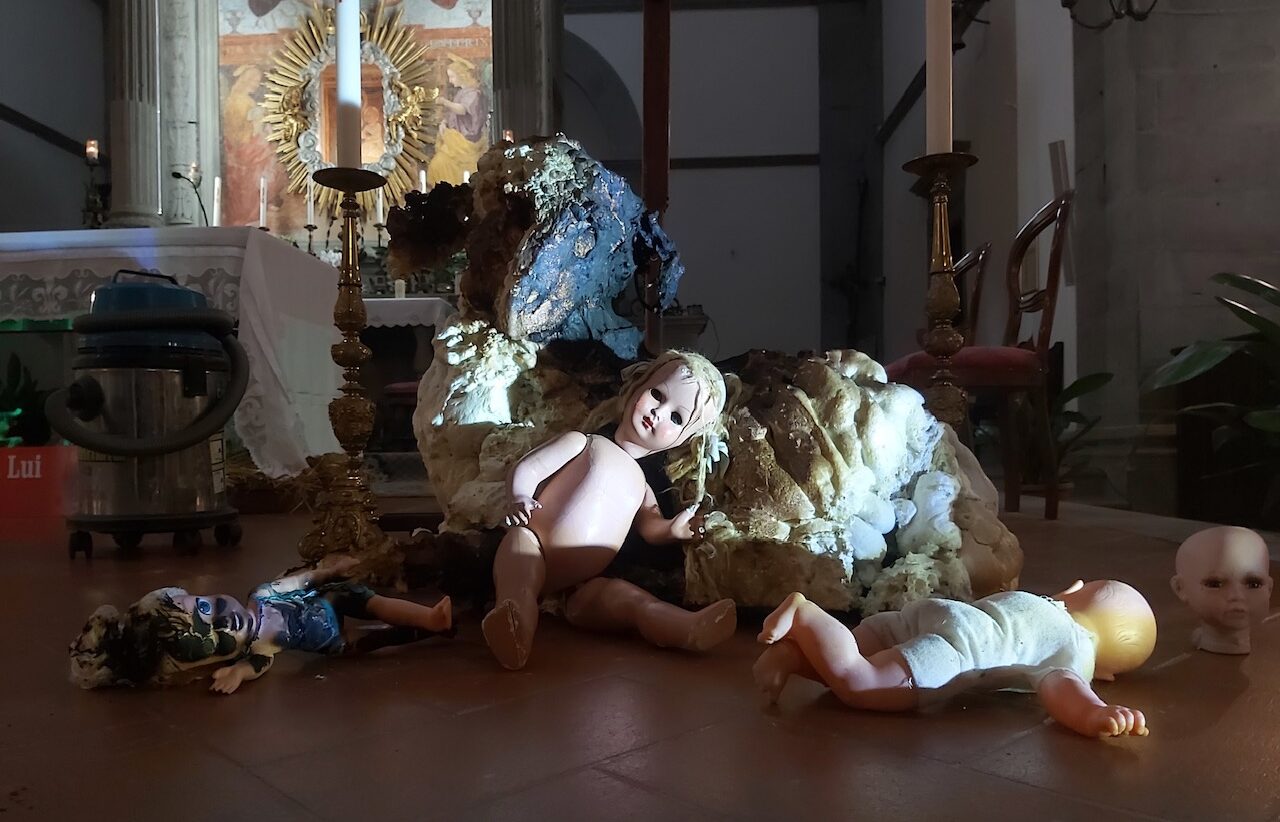 Al santuario del Calcinaio un presepe “scomodo” contro la guerra