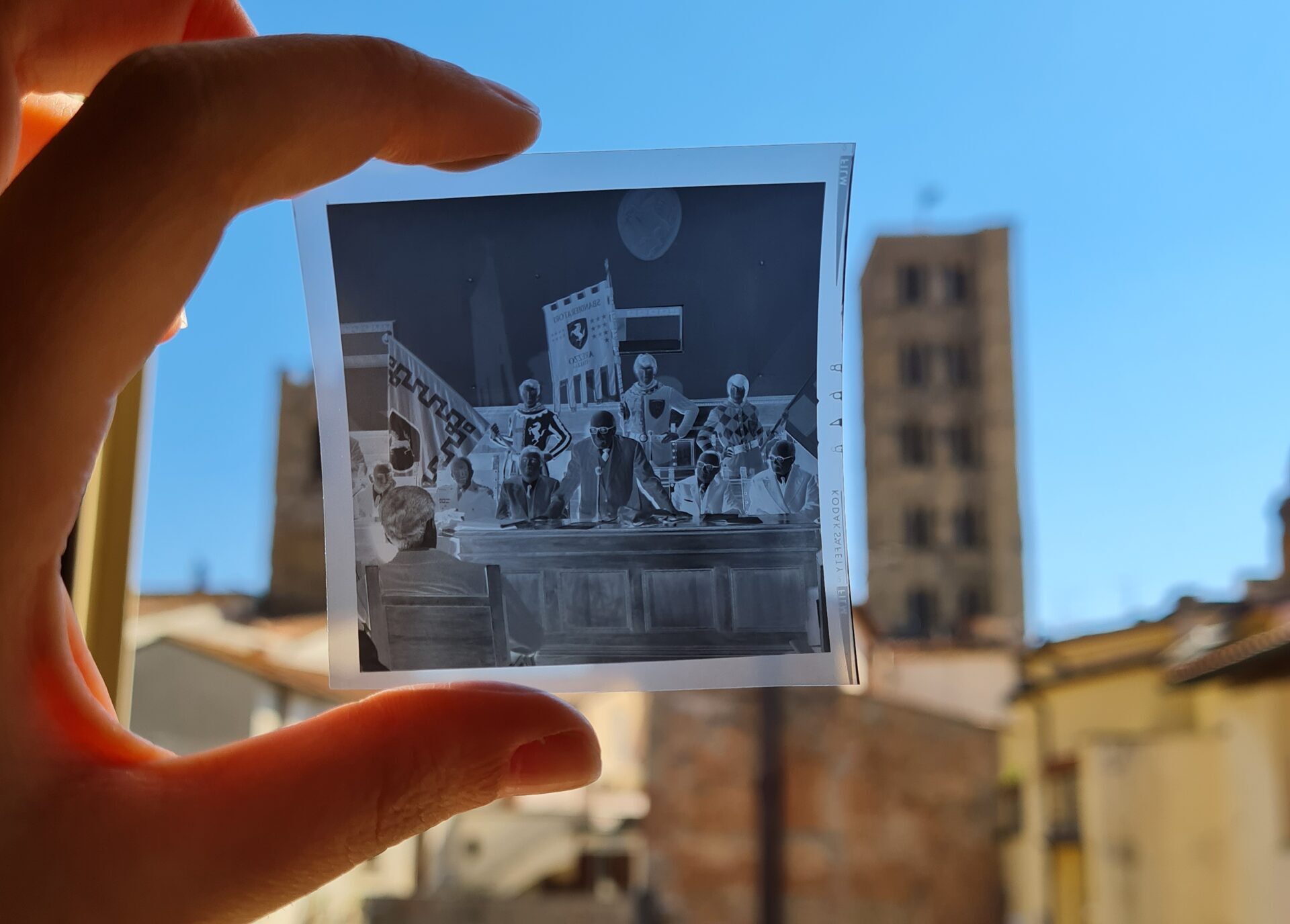 Sabato 17 dicembre alle 11.00 presentazione “La Giostra nel Tempo” progetto di digitalizzazione e catalogazione del fondo fotografico aggregato ex Ept/Apt della Provincia di Arezzo relativo alla Giostra del Saracino