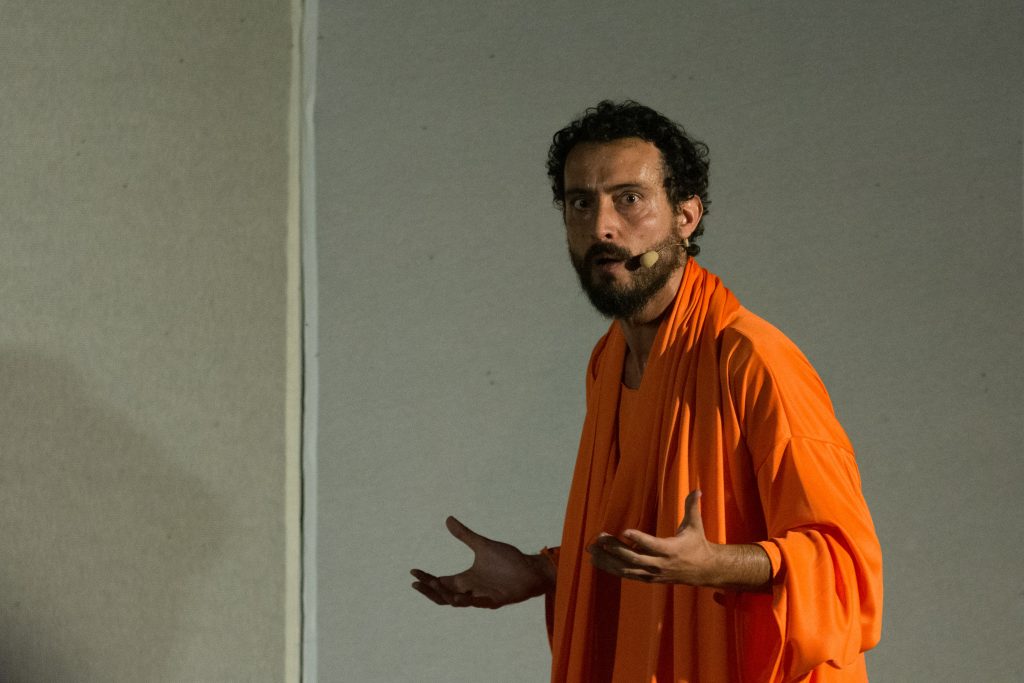 Il Teatro Virginian saluta il 2022 con “Le Nuvole” del Teatro Europeo Plautino