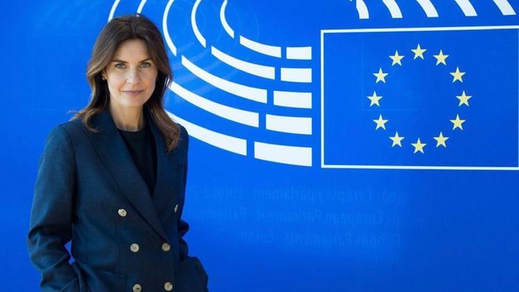 Scandalo UE: sigilli all’ufficio dell’assistente dell’europarlamentare DEM Alessandra Moretti