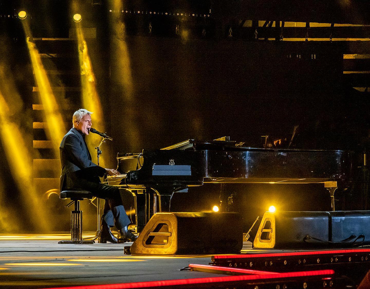 Claudio e Giovanni Baglioni sul palco del Regio di Torino – VIDEO