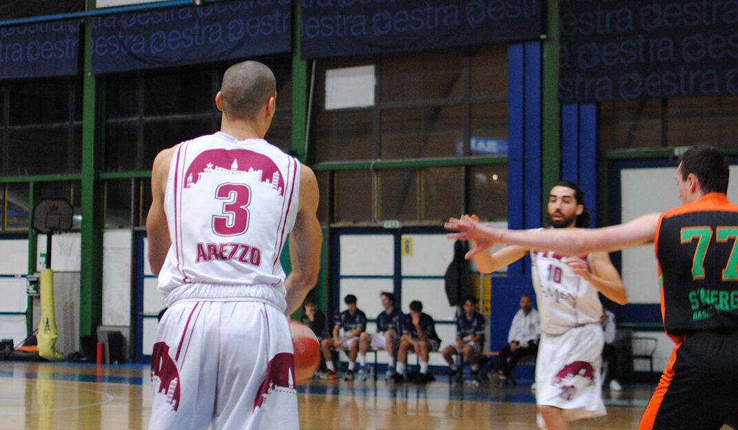 Amen Scuola Basket Arezzo torna a sorridere superando la Named Mens Sana Siena