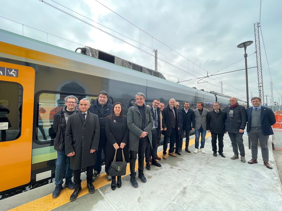Linee TFT Arezzo-Stia e Arezzo-Sinalunga: due nuovi treni e sistema di pagamento smart di Aep