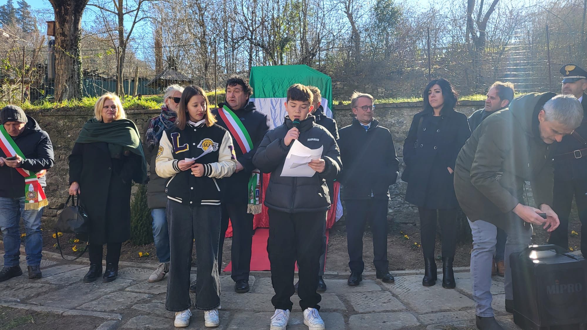 A Rassina inaugurato Giardino ai Martiri delle Foibe