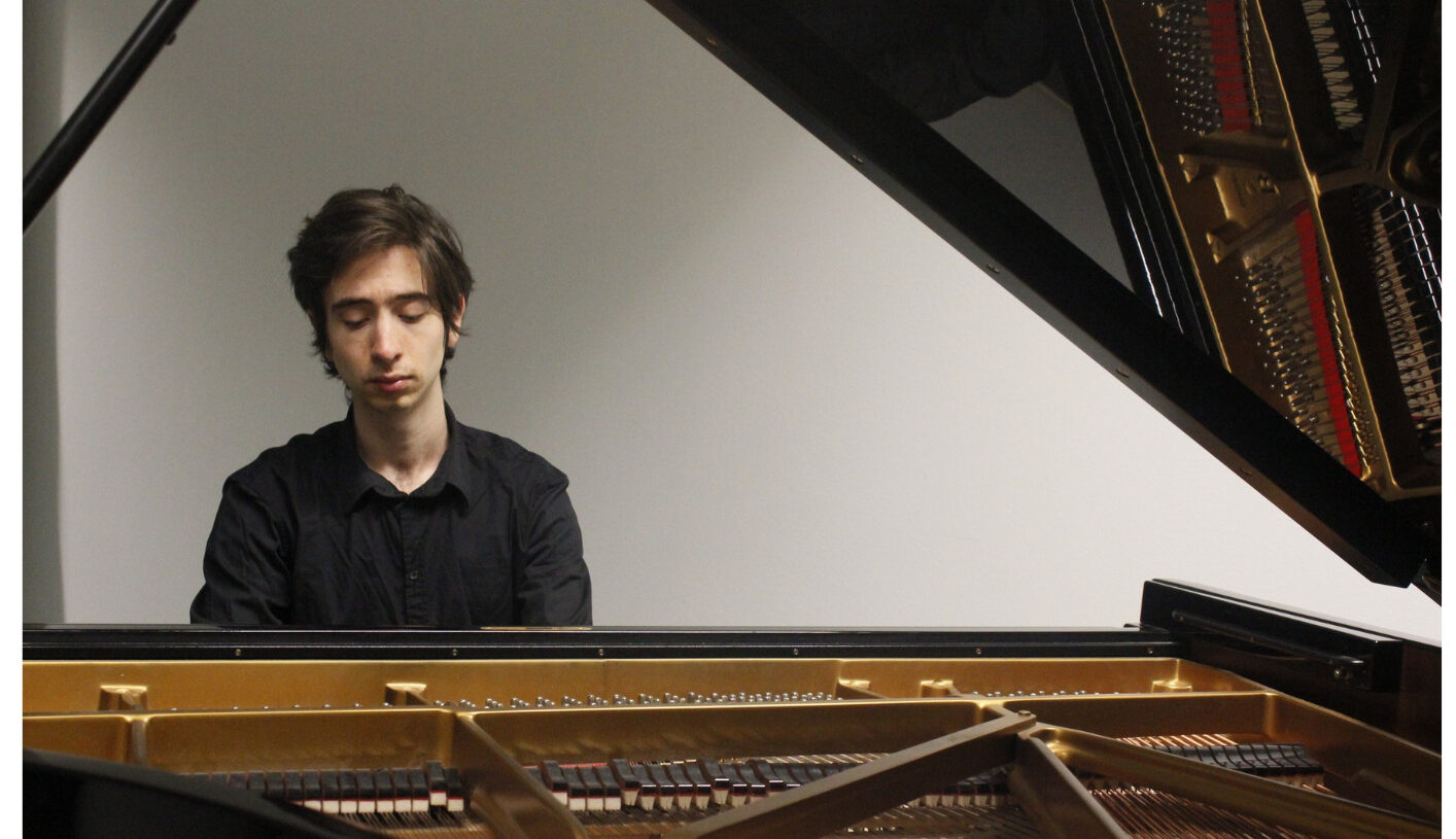 Il pianista Denis Pagani protagonista del prossimo concerto di “Musica al Centro”