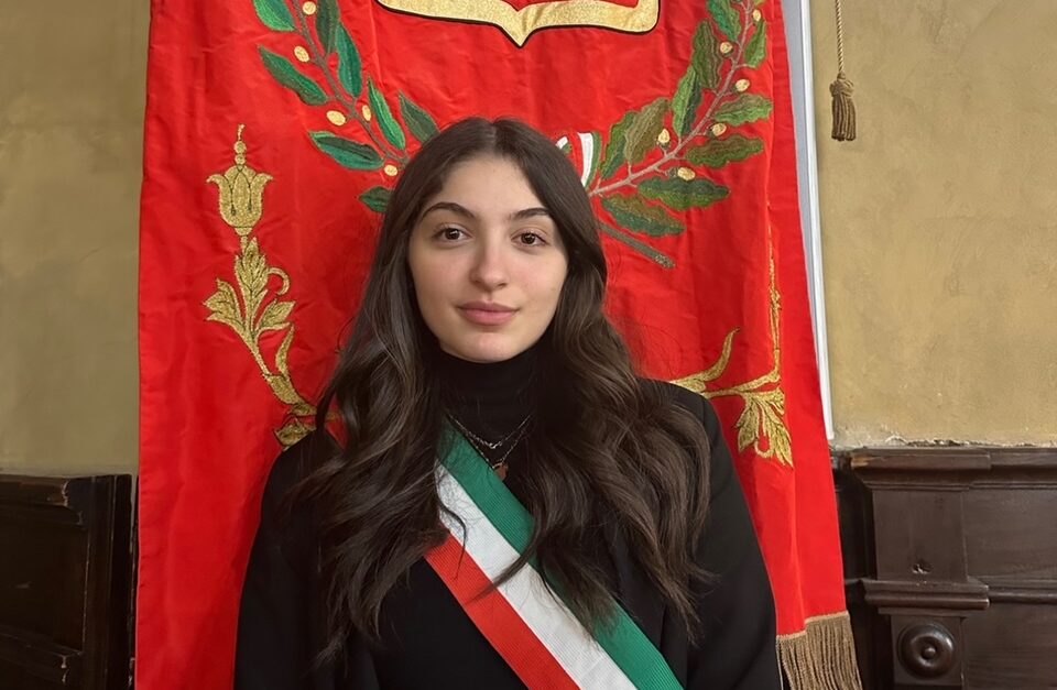 Si è riunito il nuovo Consiglio comunale dei ragazzi: Pacelli prima sindaca junior di Cortona