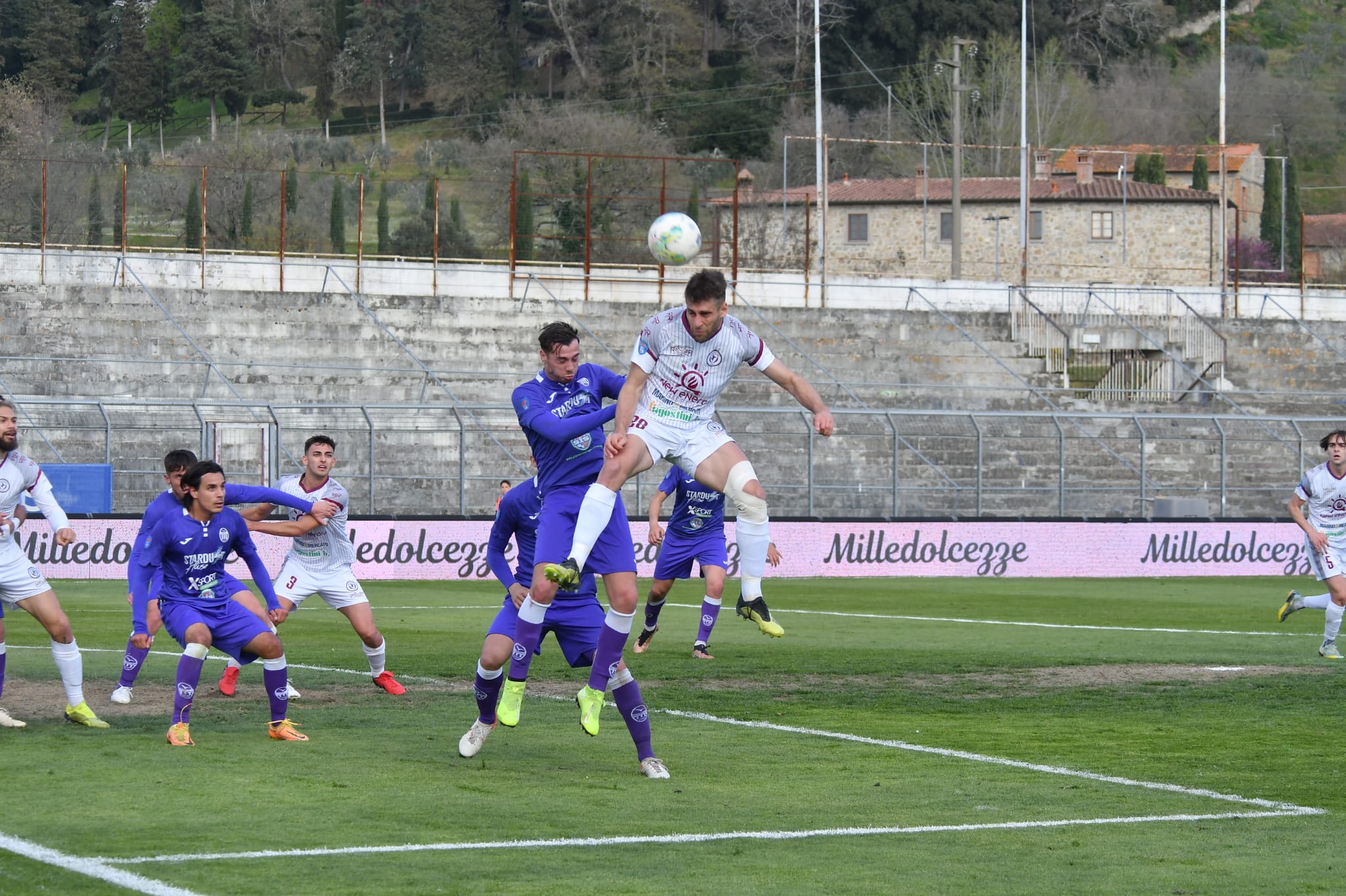 L’Arezzo attacca, la barricata dell’Ostia resiste (0-0)