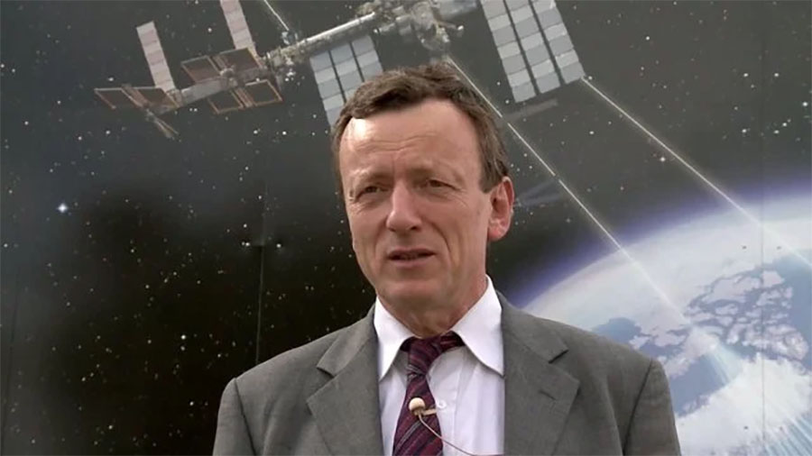 Roberto Battiston: “mettete in pausa i grandi esperimenti sull’intelligenza artificiale”