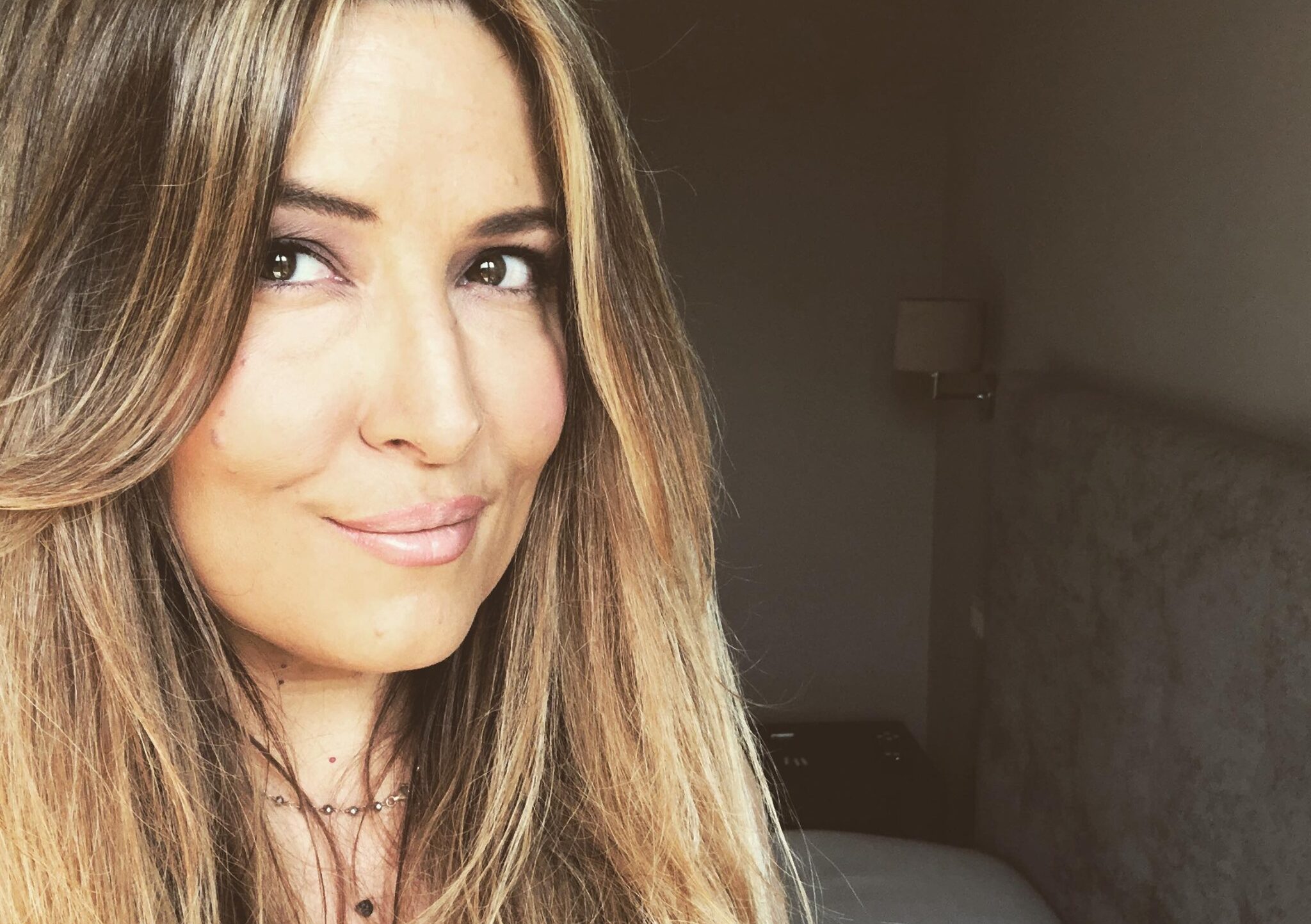 “Racconto ridicolo”: Selvaggia Lucarelli sulla vicenda del ristorante “Da Mariano”