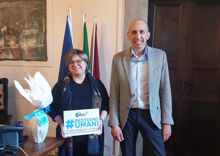 Arezzo insieme a Uiltucs per la campagna “Restiamo Umani”, Tanti: “Adesione convinta”
