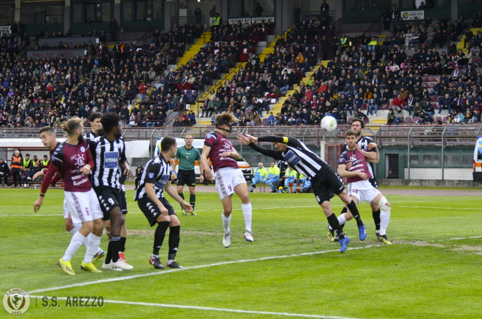 Arezzo-Pianese 3-1. L’Arezzo torna in serie C – foto/video
