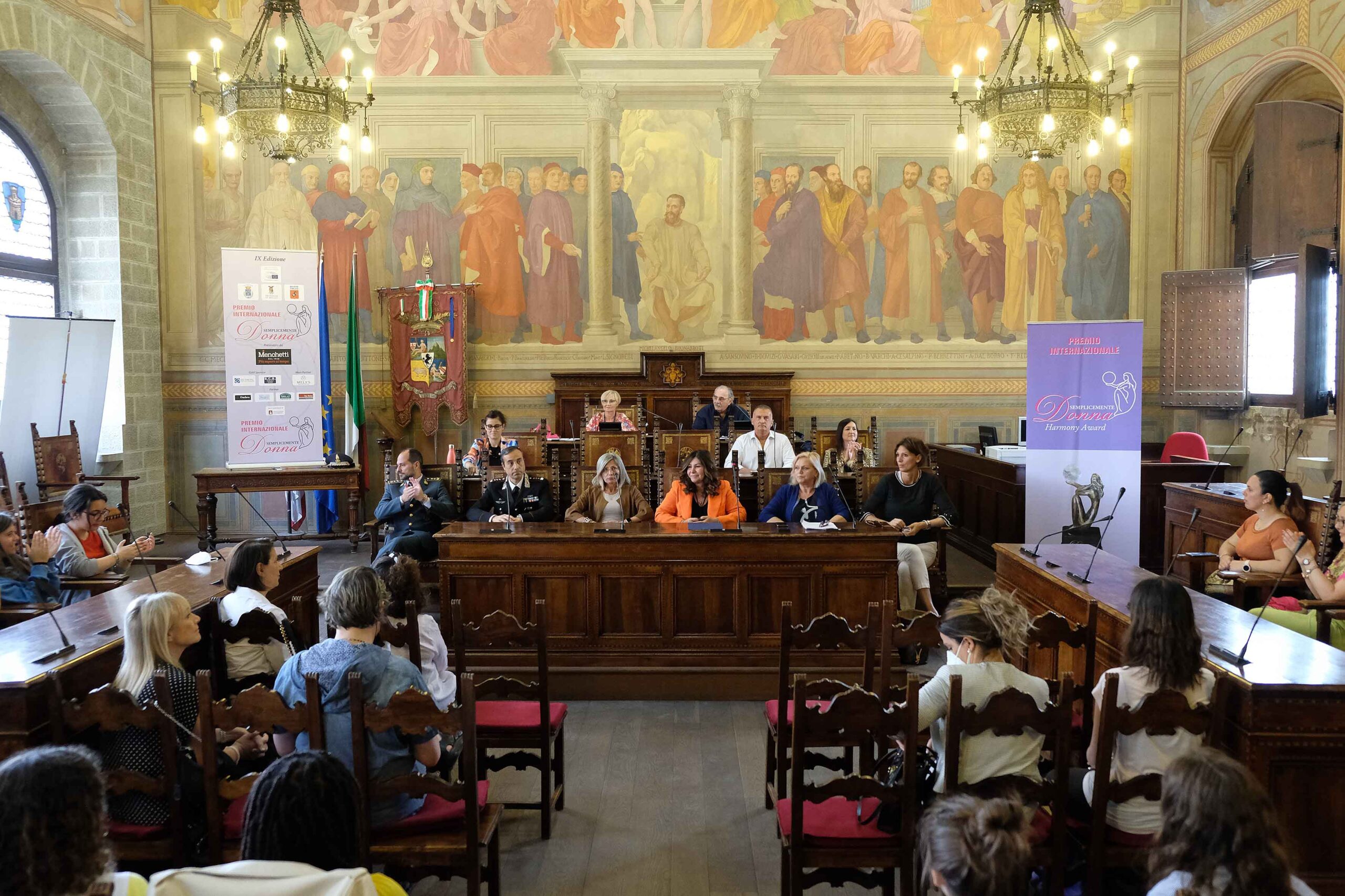Si chiude il decennale del Premio Internazionale Semplicemente Donna