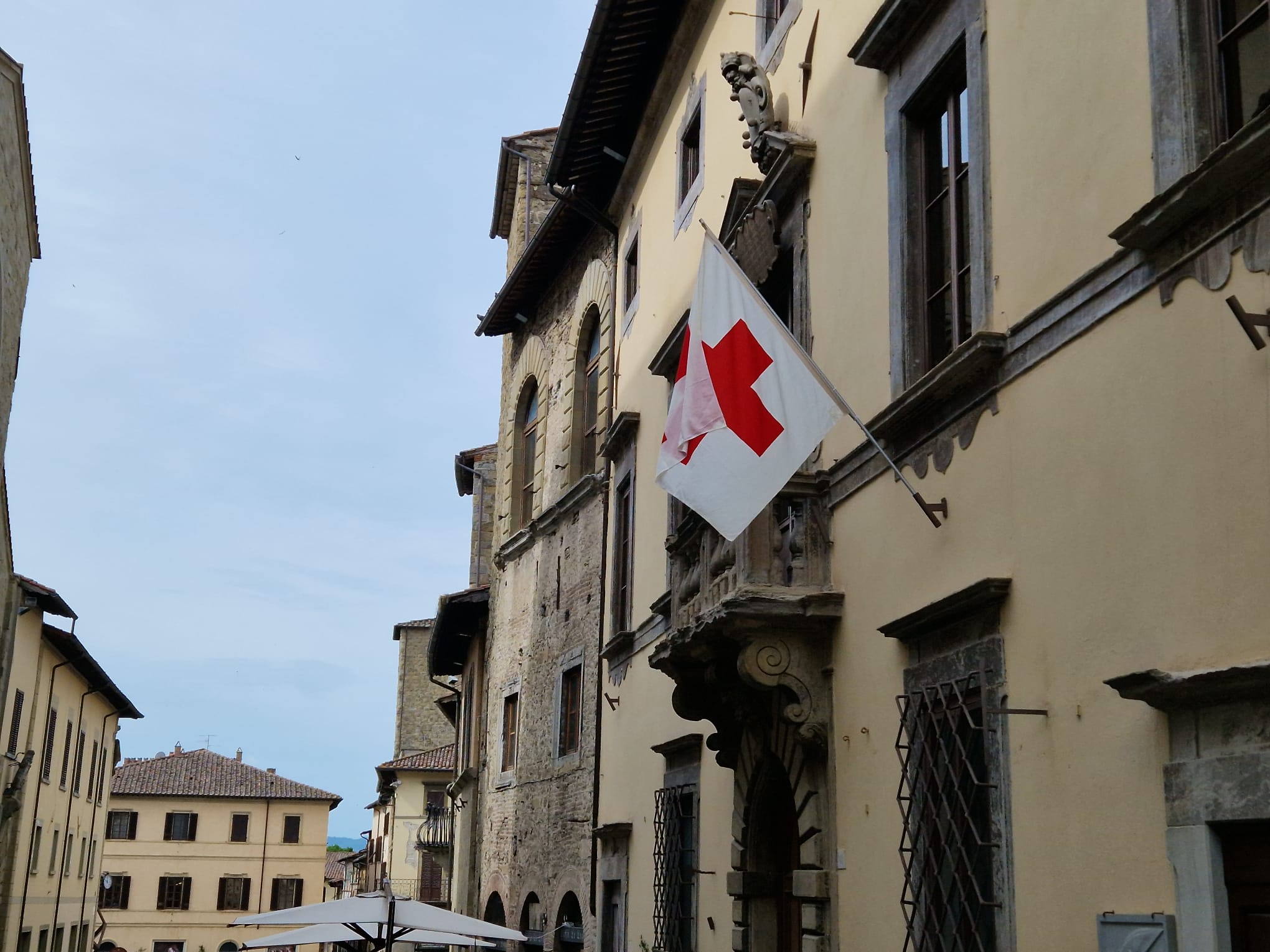“E poi ci siamo incontrati”: la campagna per la Giornata Mondiale di Croce e Mezzaluna Rossa