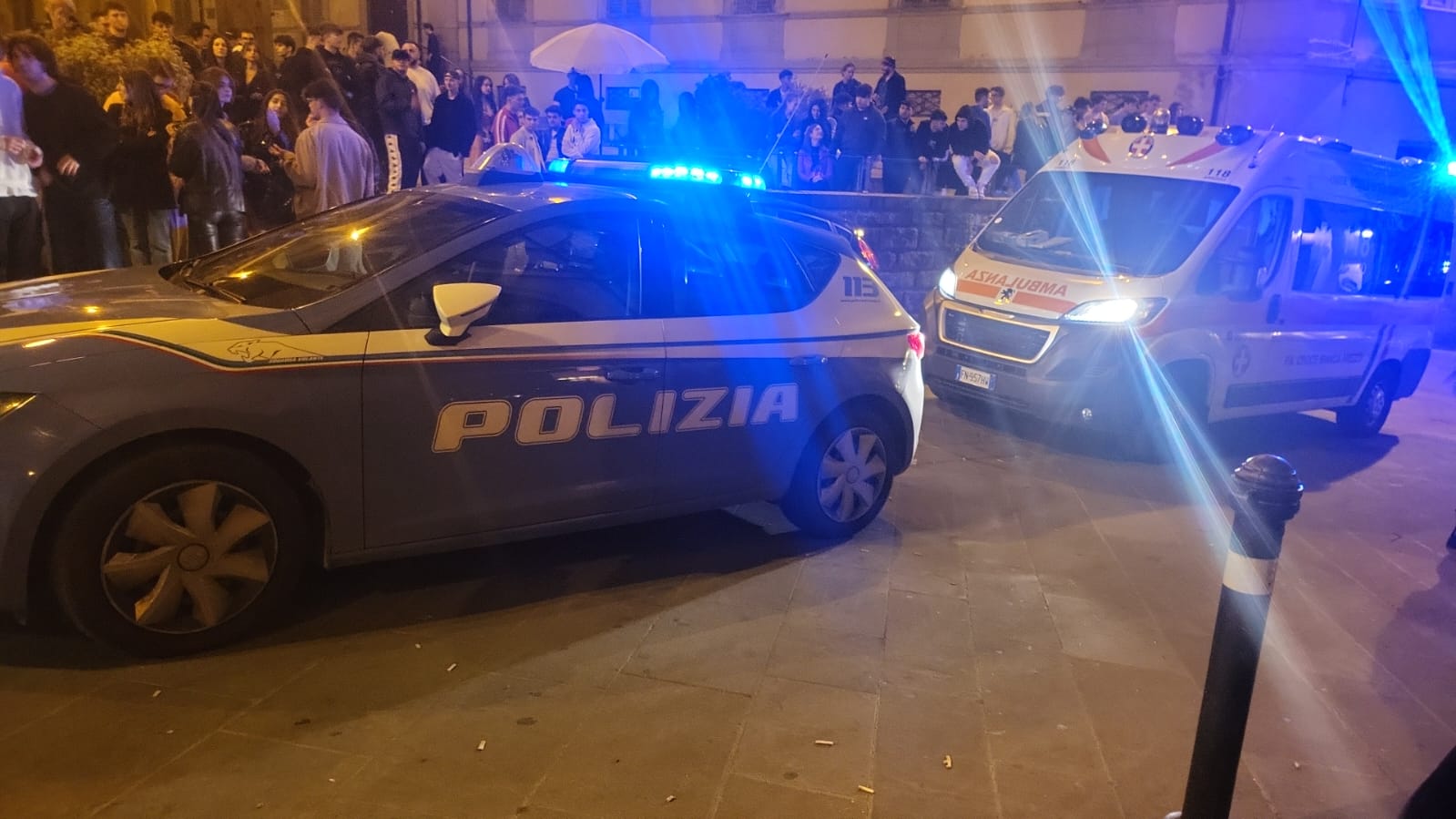 Ancora movida violenta in piazza della Badia: ieri notte una rissa e un’aggressione