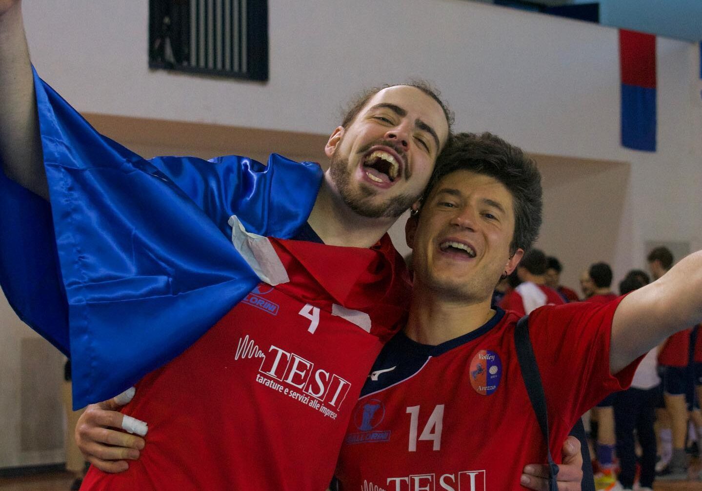 Volley Arezzo torna in serie C, le foto di un Palamecenate in festa