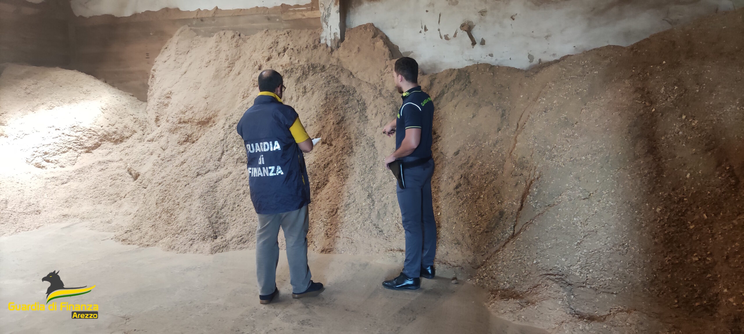 Sequestrati un impianto e 34 tonnellate di pellet prodotto irregolarmente